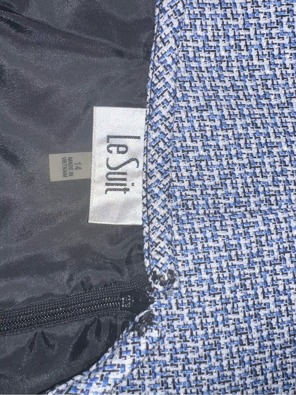 Le Suit Blue and Black Tweed Blazer with Black Trim - Picture 2 of 5
